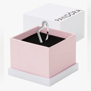 Pandora Ring